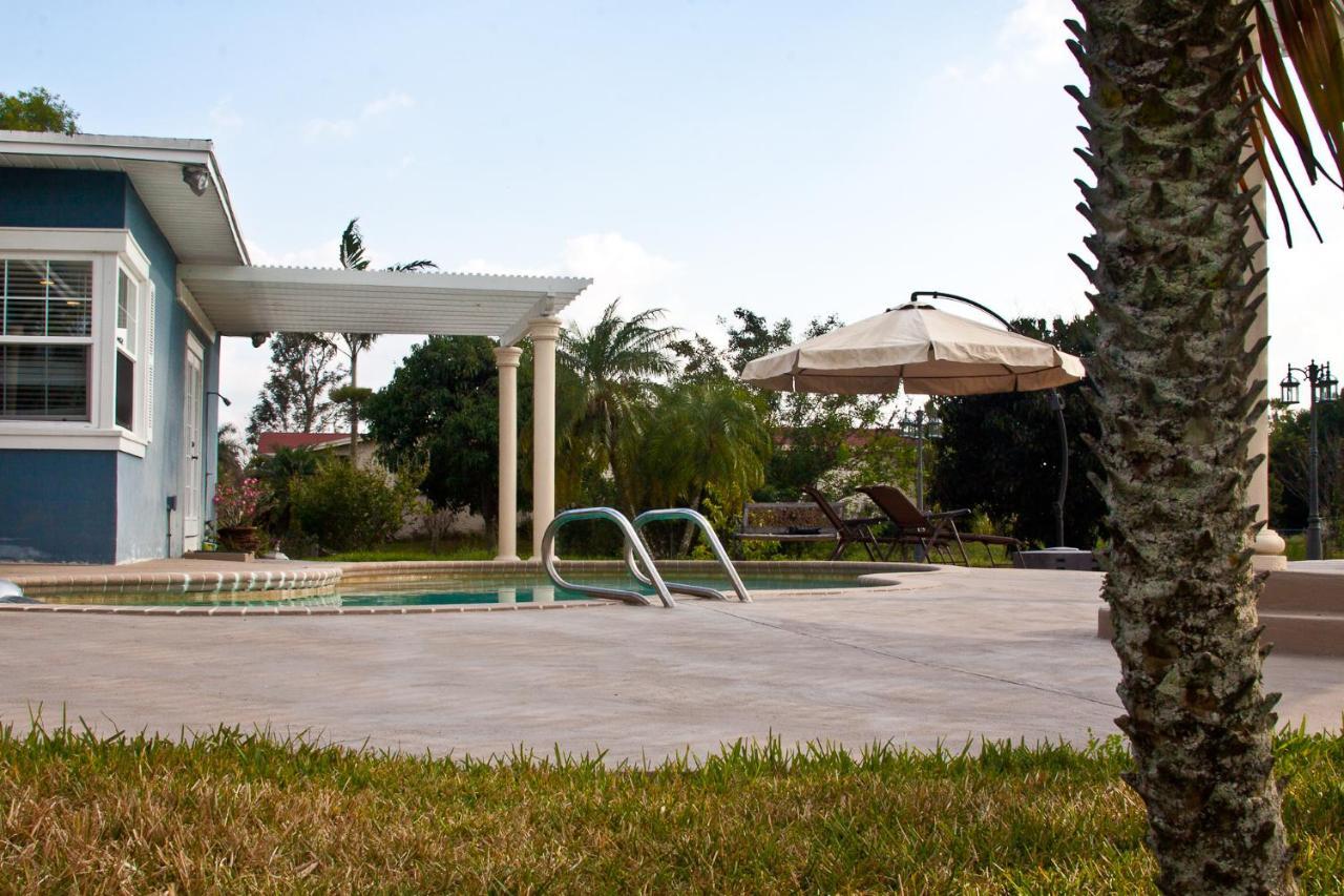 Homestay Weston Ranches Southwest Ranches ภายนอก รูปภาพ