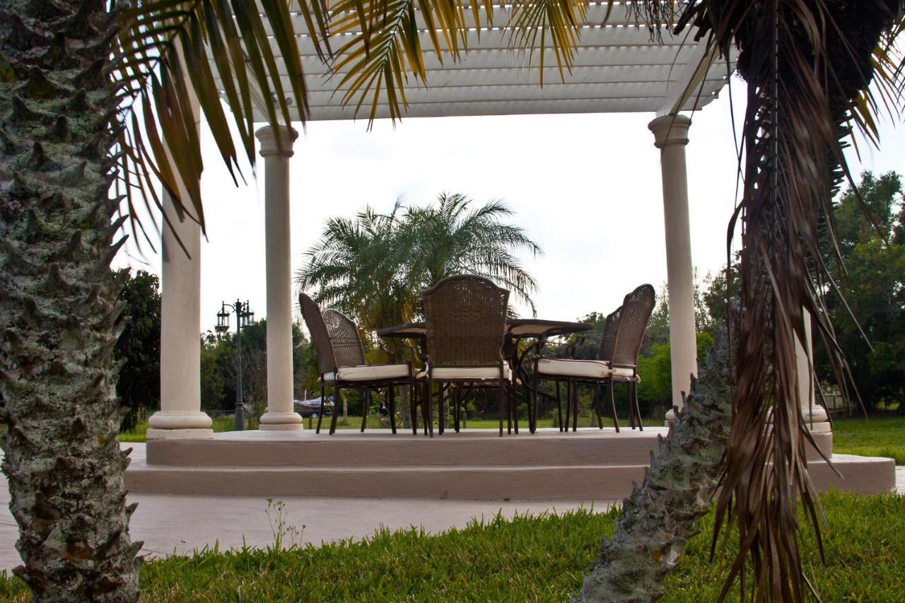 Homestay Weston Ranches Southwest Ranches ภายนอก รูปภาพ