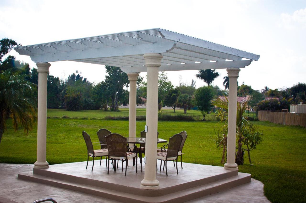 Homestay Weston Ranches Southwest Ranches ภายนอก รูปภาพ
